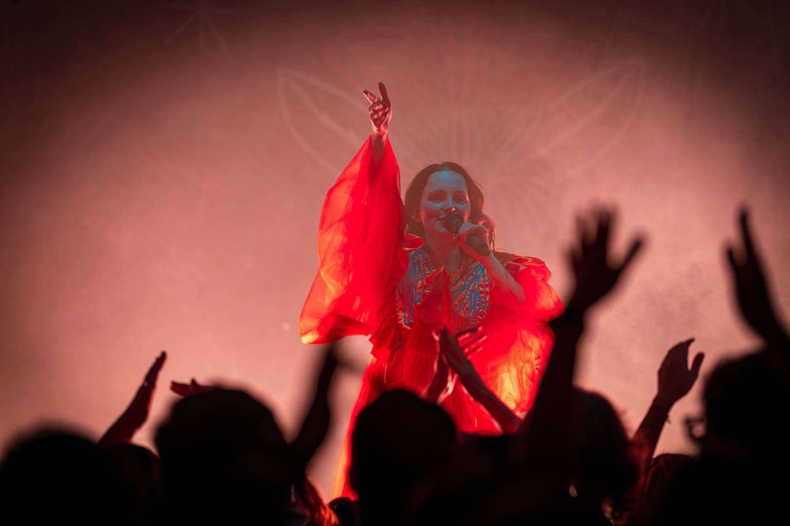 Vesna roztančila pražský Lucerna Music Bar, předskakovala jí Elly