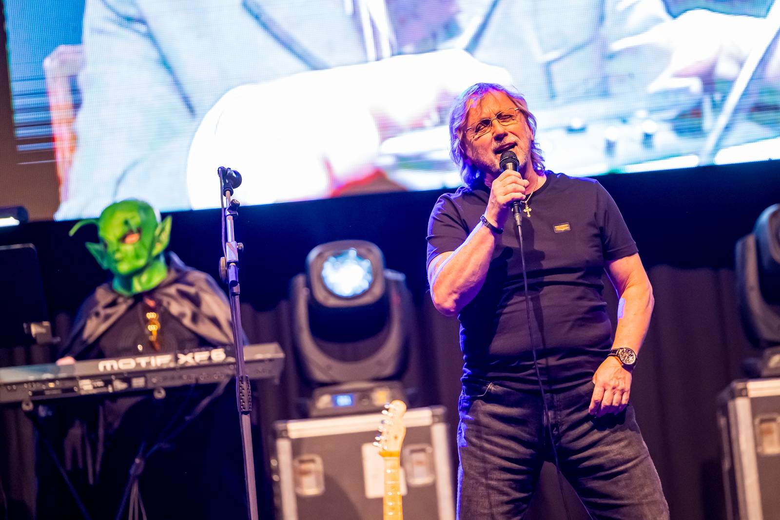 Dalibor Janda oslavil 45 let na scéně, Lucernu rozezpíval svými hity