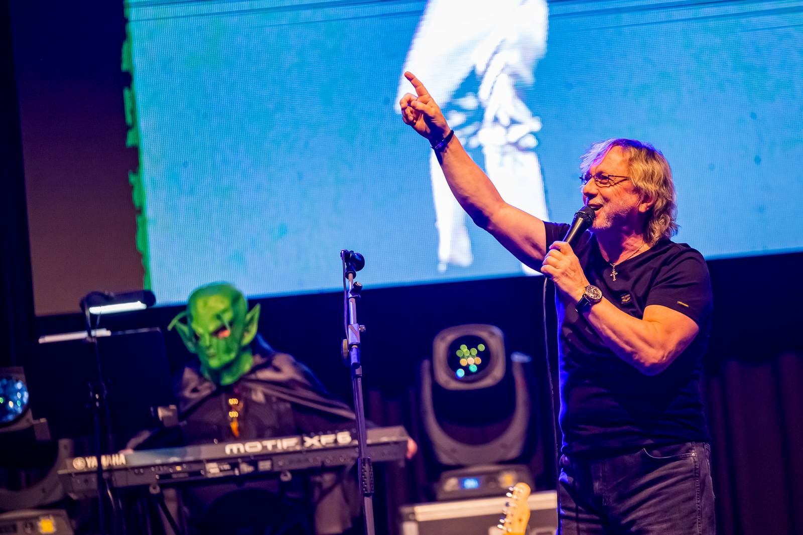 Dalibor Janda oslavil 45 let na scéně, Lucernu rozezpíval svými hity