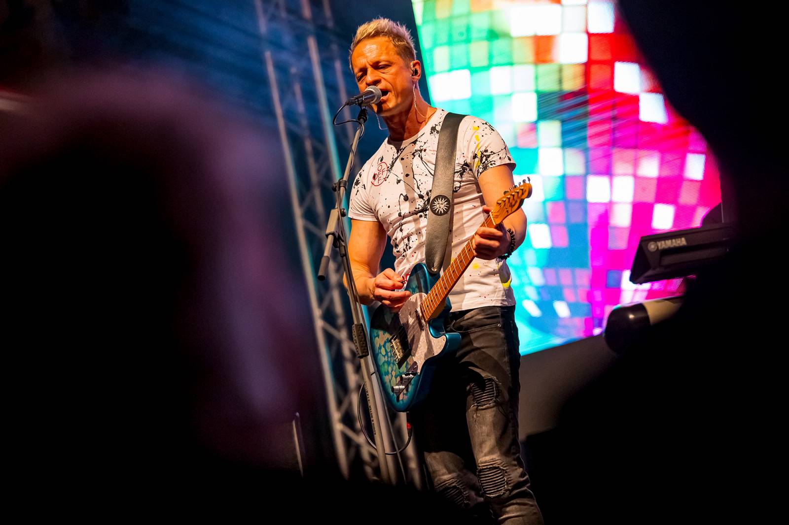 Dalibor Janda oslavil 45 let na scéně, Lucernu rozezpíval svými hity