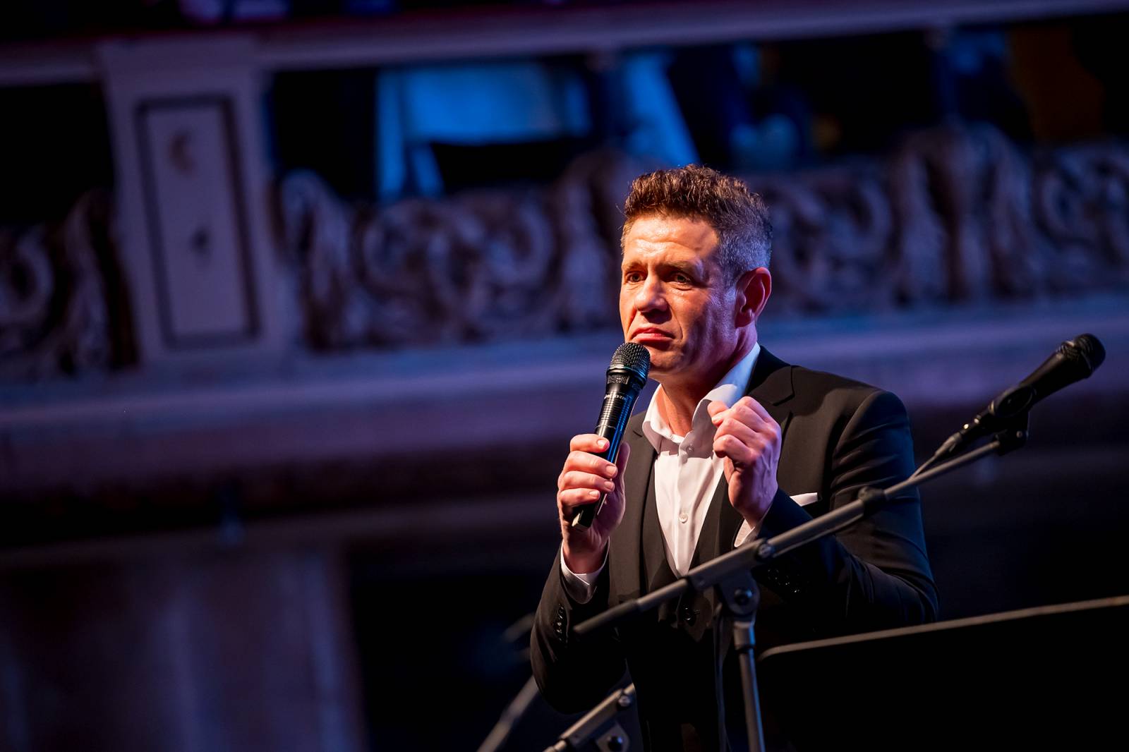 Dalibor Janda oslavil 45 let na scéně, Lucernu rozezpíval svými hity