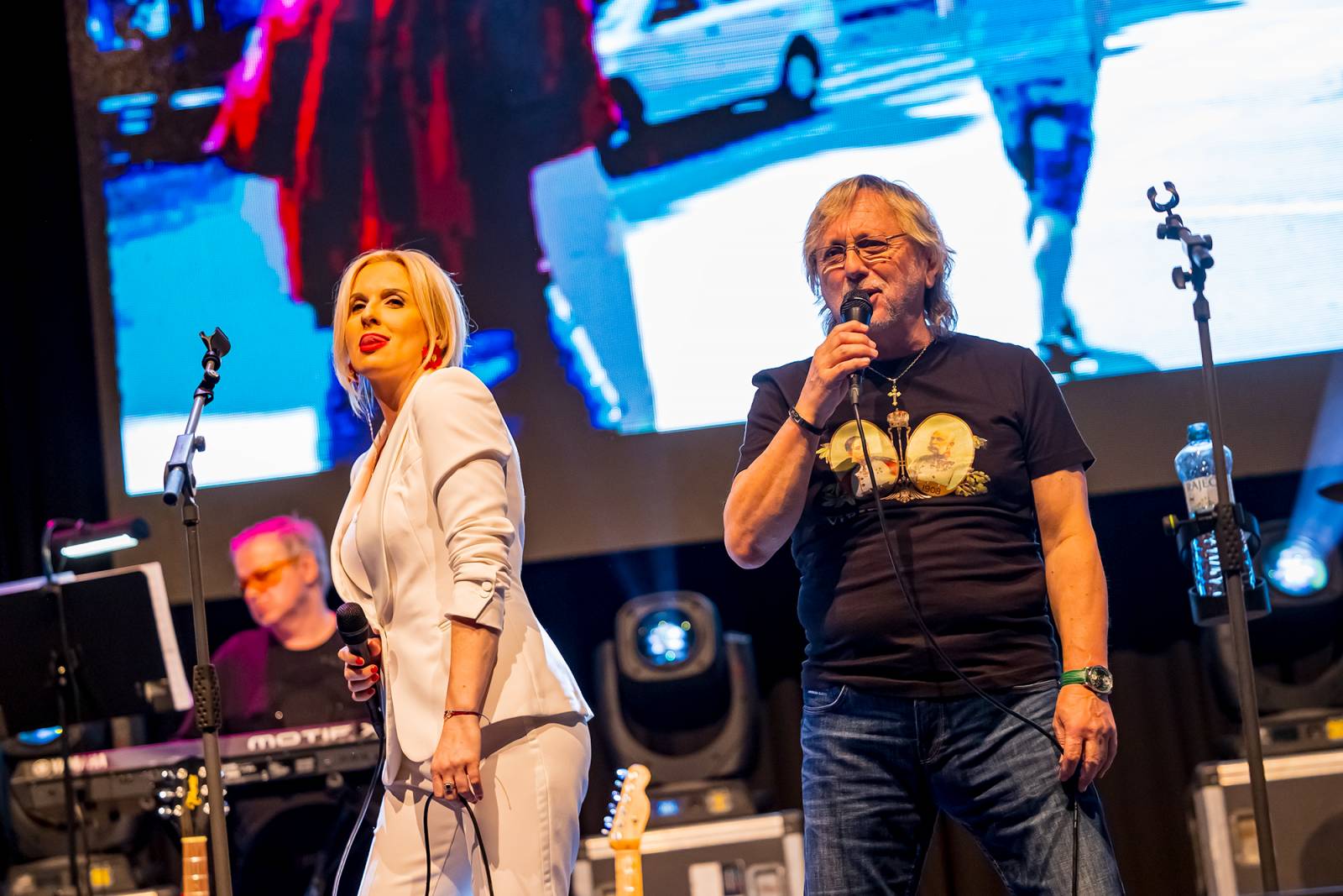 Dalibor Janda oslavil 45 let na scéně, Lucernu rozezpíval svými hity