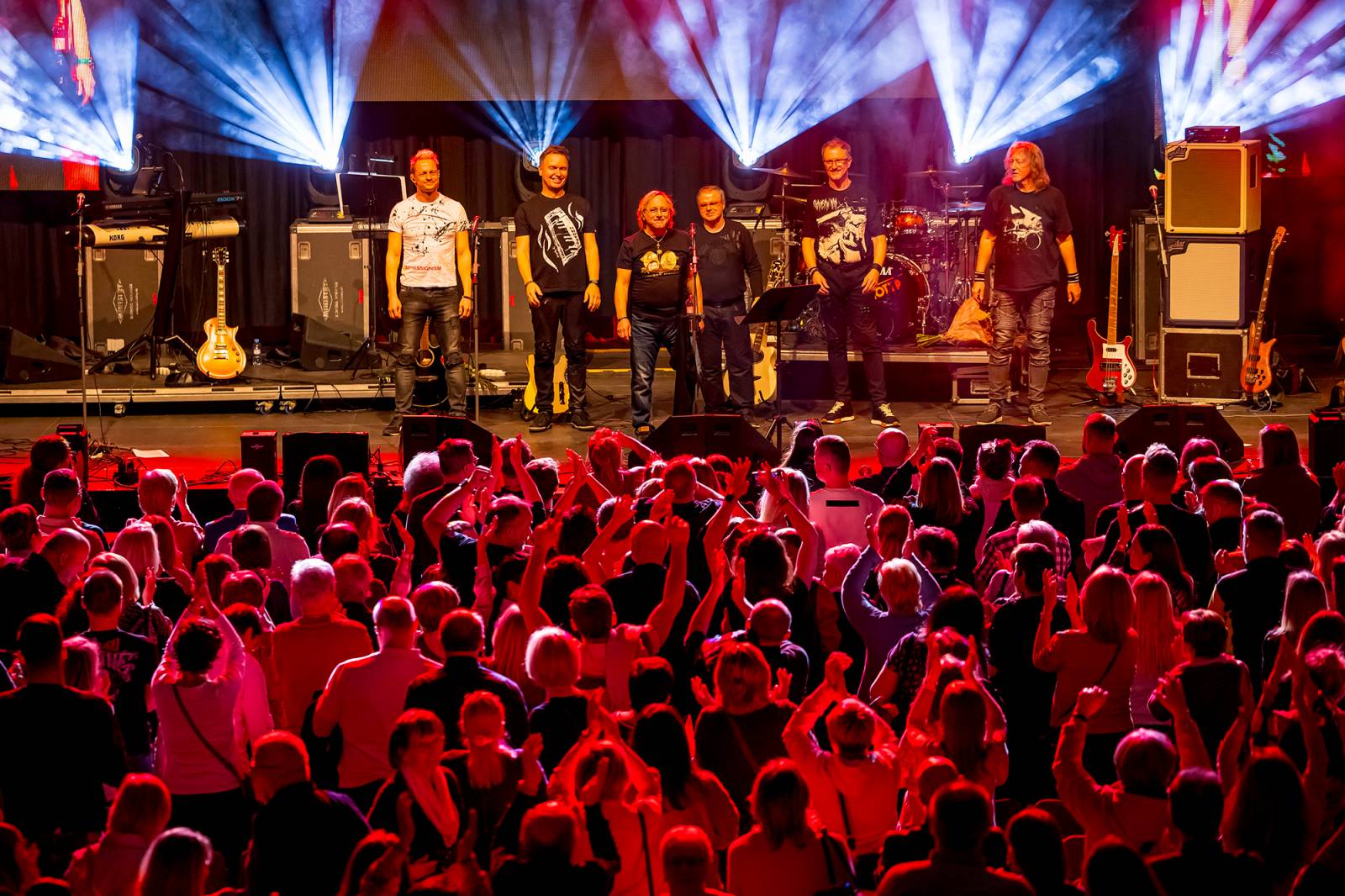 Dalibor Janda oslavil 45 let na scéně, Lucernu rozezpíval svými hity