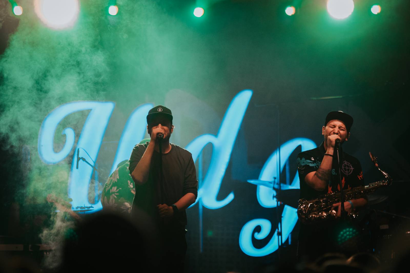 UDG a Xindl X jsou po deseti letech zase spolu na turné, rozhýbali plzeňskou Šeříkovku 