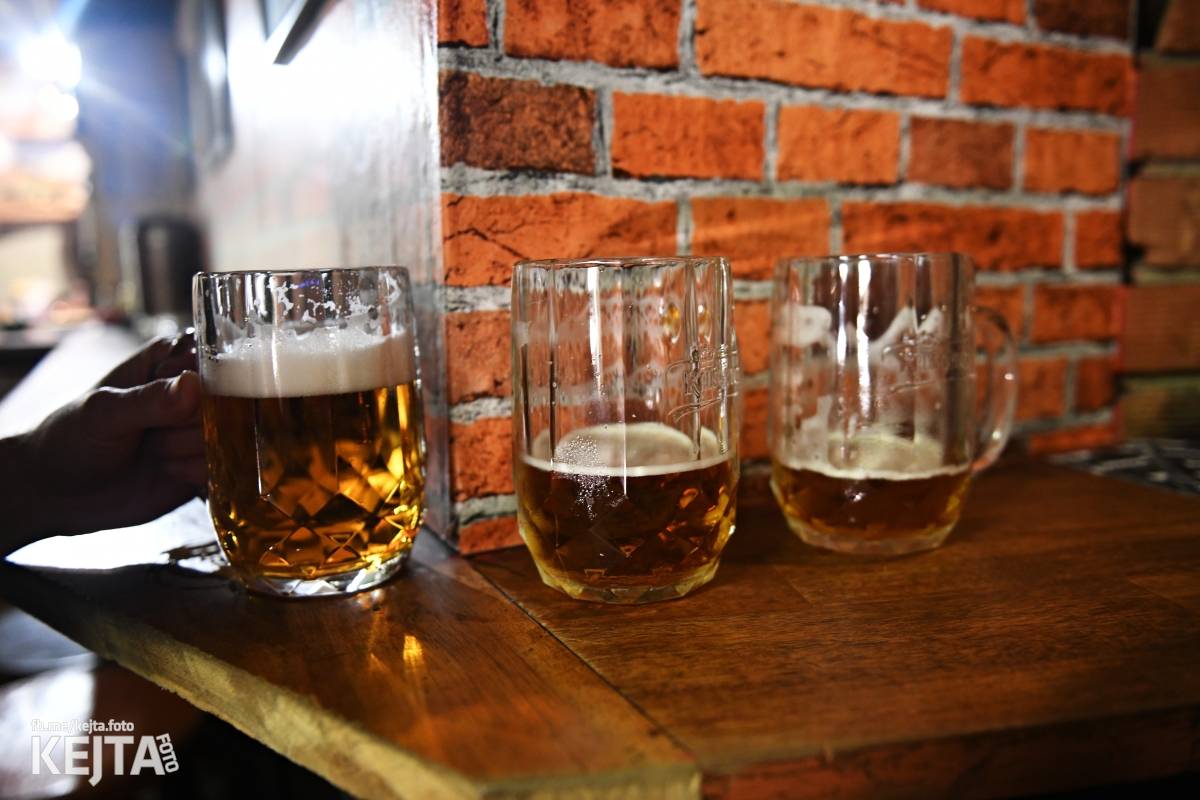 Dead Jack vstal z mrtvých, rozhýbali ho Hnilomorna, Zajetí kouře a Outward