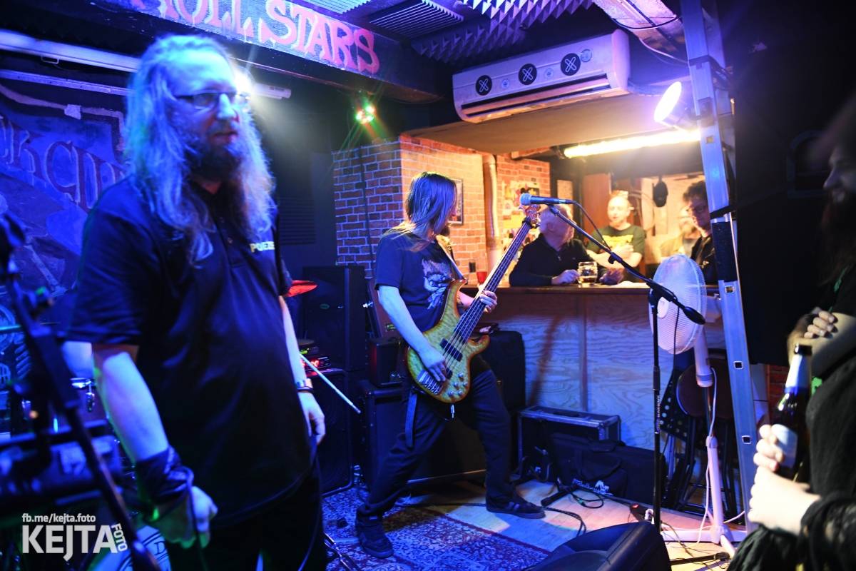 Dead Jack vstal z mrtvých, rozhýbali ho Hnilomorna, Zajetí kouře a Outward