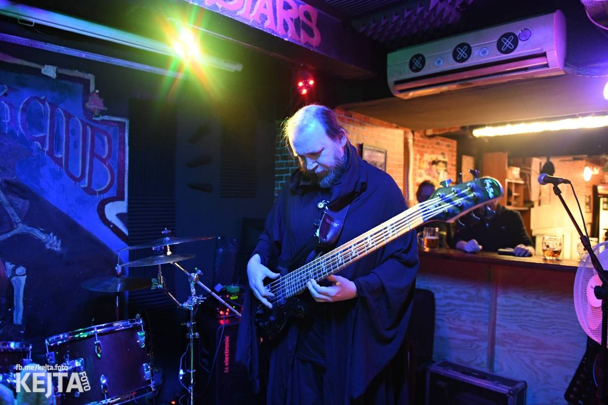 Dead Jack vstal z mrtvých, rozhýbali ho Hnilomorna, Zajetí kouře a Outward