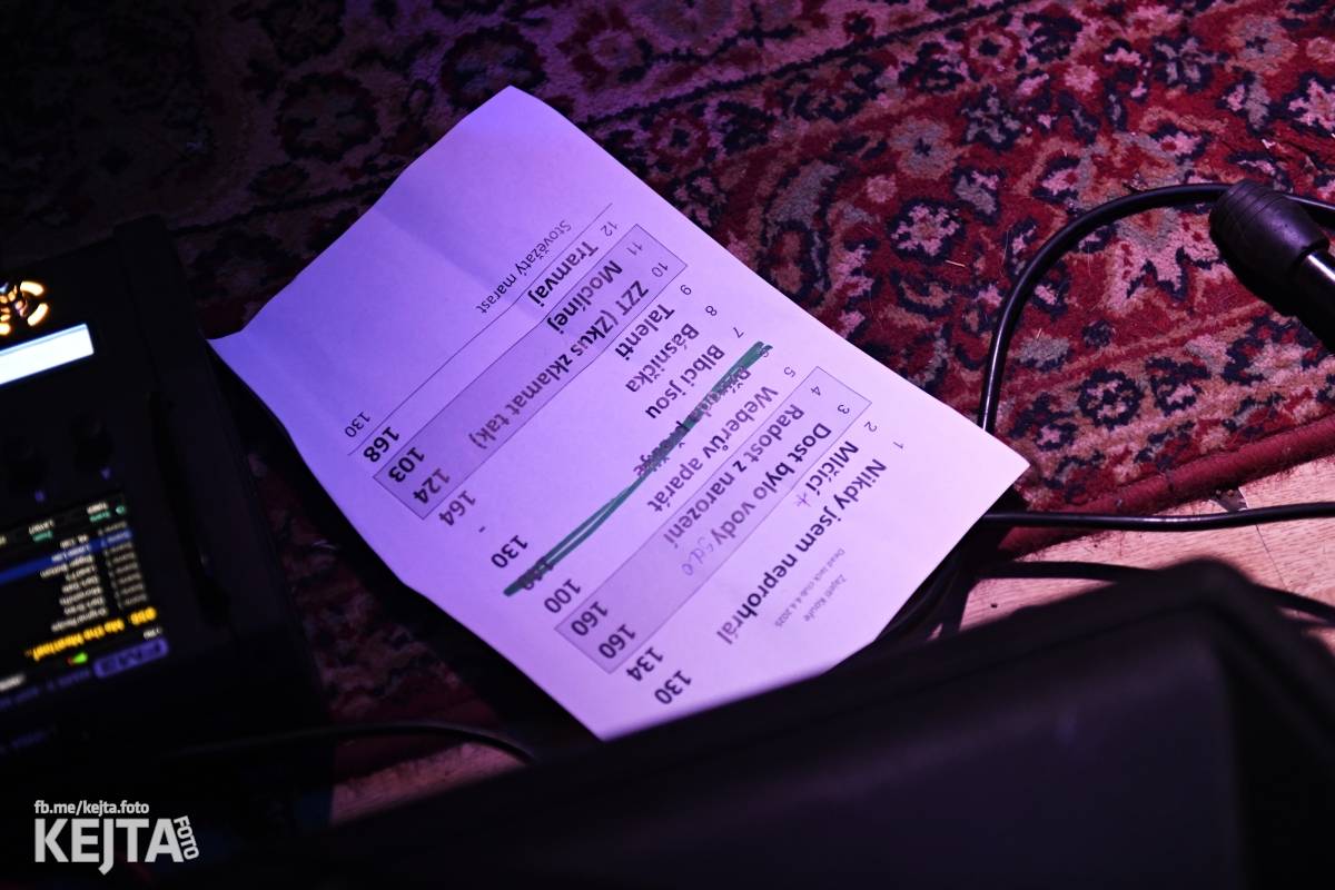 Dead Jack vstal z mrtvých, rozhýbali ho Hnilomorna, Zajetí kouře a Outward