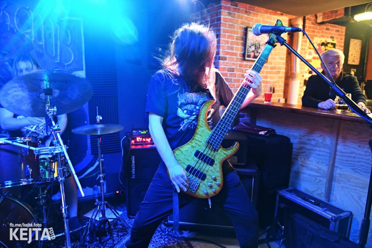 Dead Jack vstal z mrtvých, rozhýbali ho Hnilomorna, Zajetí kouře a Outward