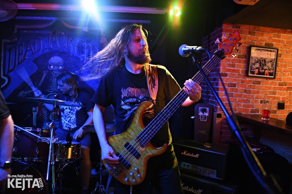 Dead Jack vstal z mrtvých, rozhýbali ho Hnilomorna, Zajetí kouře a Outward