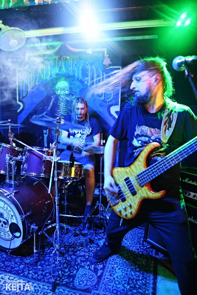 Dead Jack vstal z mrtvých, rozhýbali ho Hnilomorna, Zajetí kouře a Outward