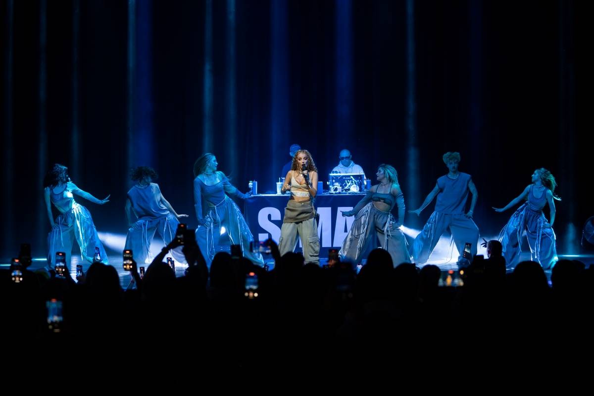 Ani nemoc ji nezastavila. Sima svojí show rozhýbala brněnské Sono