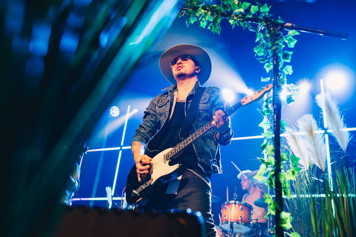 Žebřík ovládli Monkey Business, Marpo a Chinaski, zazpívali Kamil Střihavka i Pan Lynx