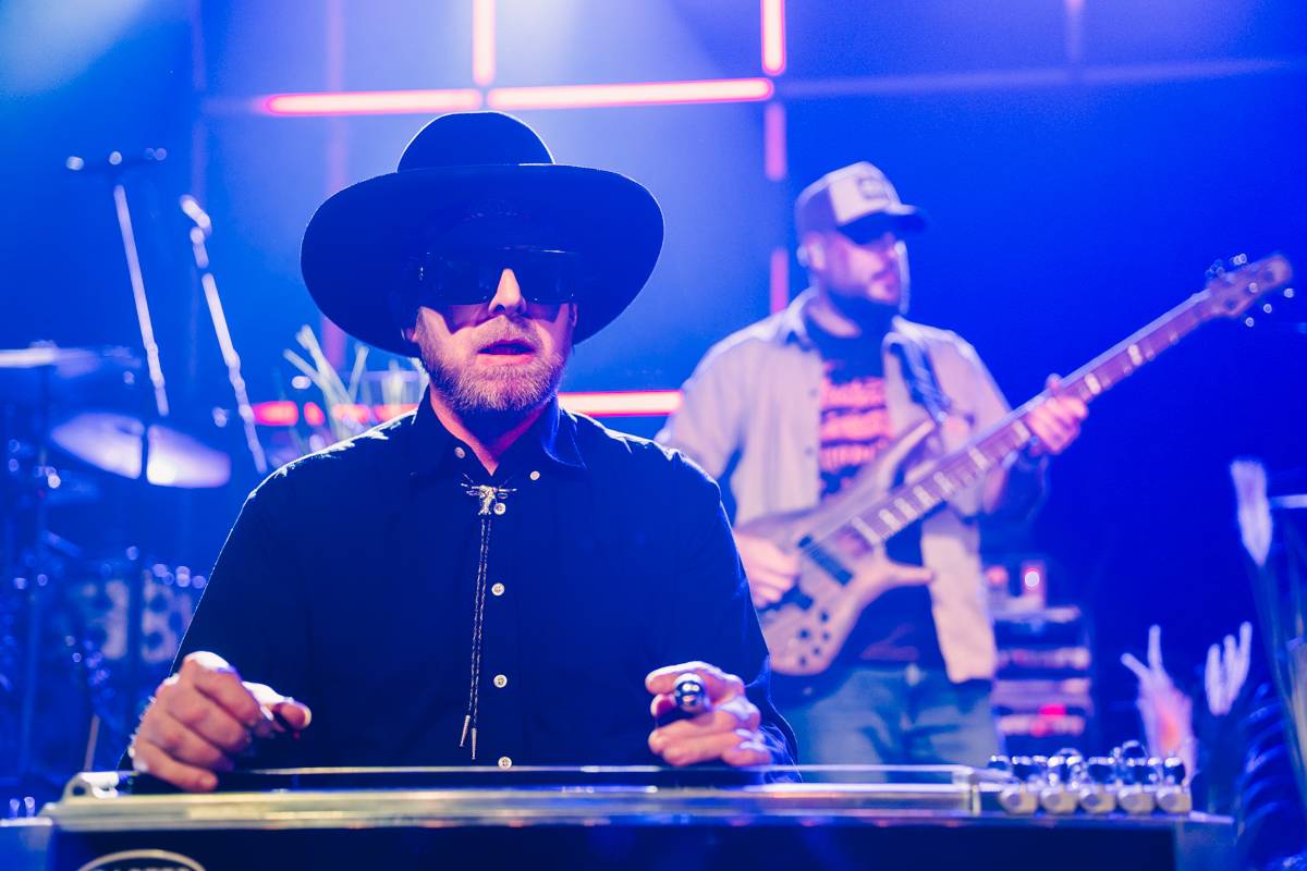 Žebřík ovládli Monkey Business, Marpo a Chinaski, zazpívali Kamil Střihavka i Pan Lynx