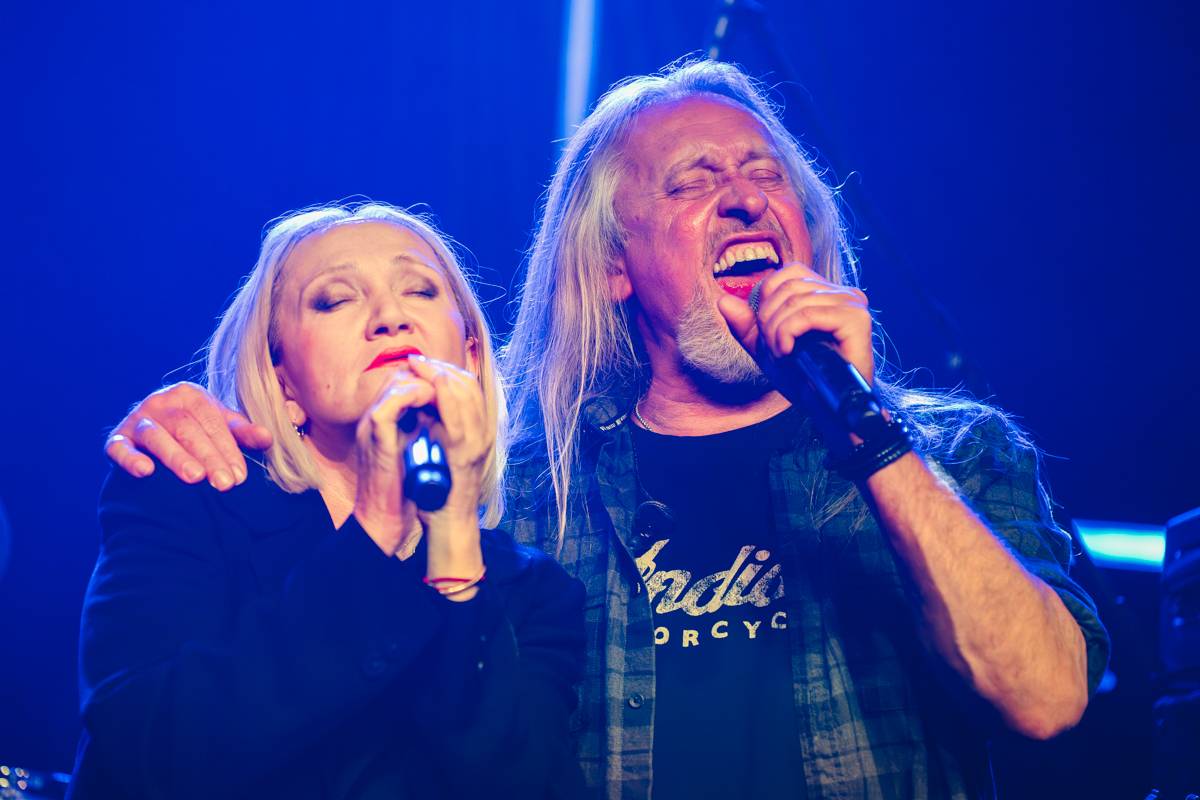 Žebřík ovládli Monkey Business, Marpo a Chinaski, zazpívali Kamil Střihavka i Pan Lynx