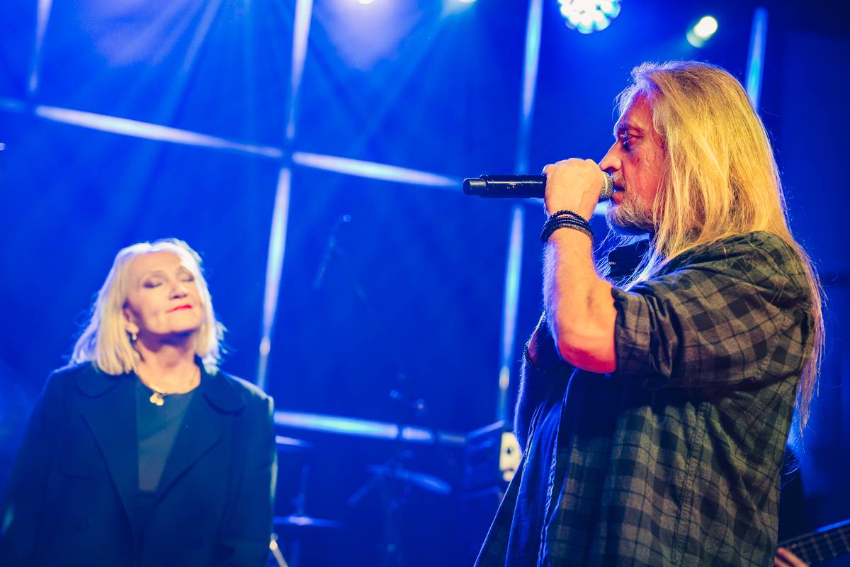 Žebřík ovládli Monkey Business, Marpo a Chinaski, zazpívali Kamil Střihavka i Pan Lynx