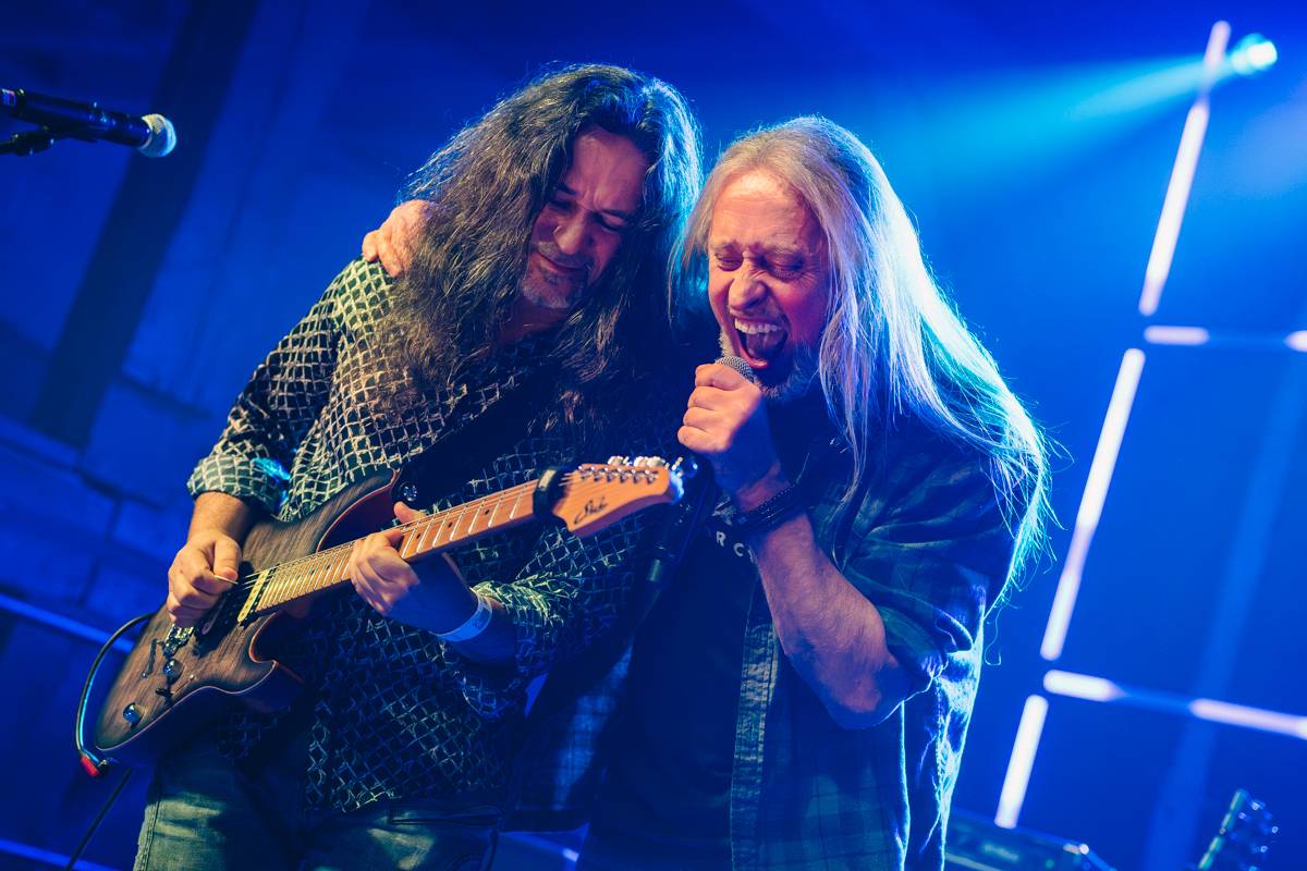 Žebřík ovládli Monkey Business, Marpo a Chinaski, zazpívali Kamil Střihavka i Pan Lynx