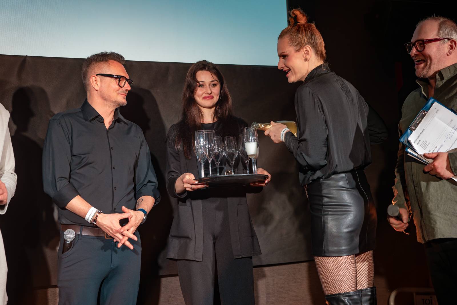 Žebřík ozdobili exkluzivním koncertem Kamil Střihavka s Bárou Basikovou, Danem Bártou a Michalem Pavlíčkem