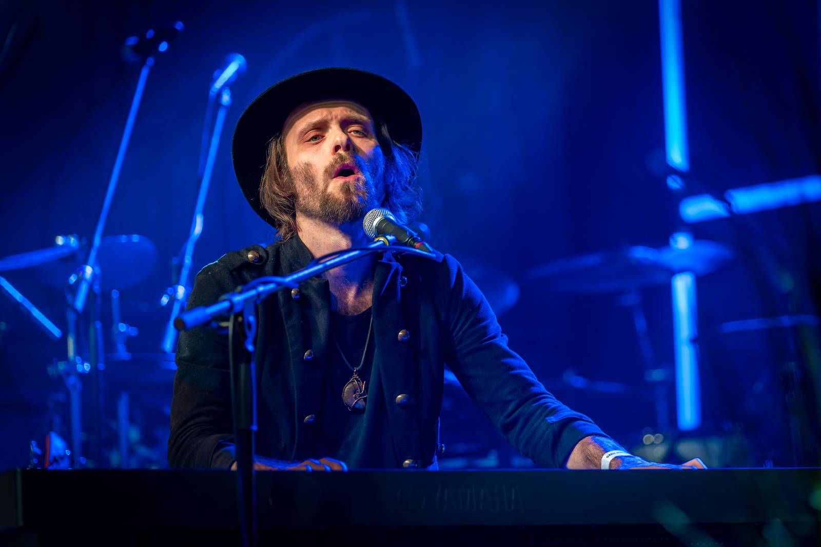 Žebřík ozdobili exkluzivním koncertem Kamil Střihavka s Bárou Basikovou, Danem Bártou a Michalem Pavlíčkem