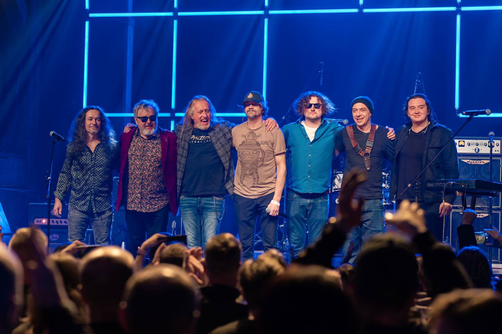 Žebřík ozdobili exkluzivním koncertem Kamil Střihavka s Bárou Basikovou, Danem Bártou a Michalem Pavlíčkem