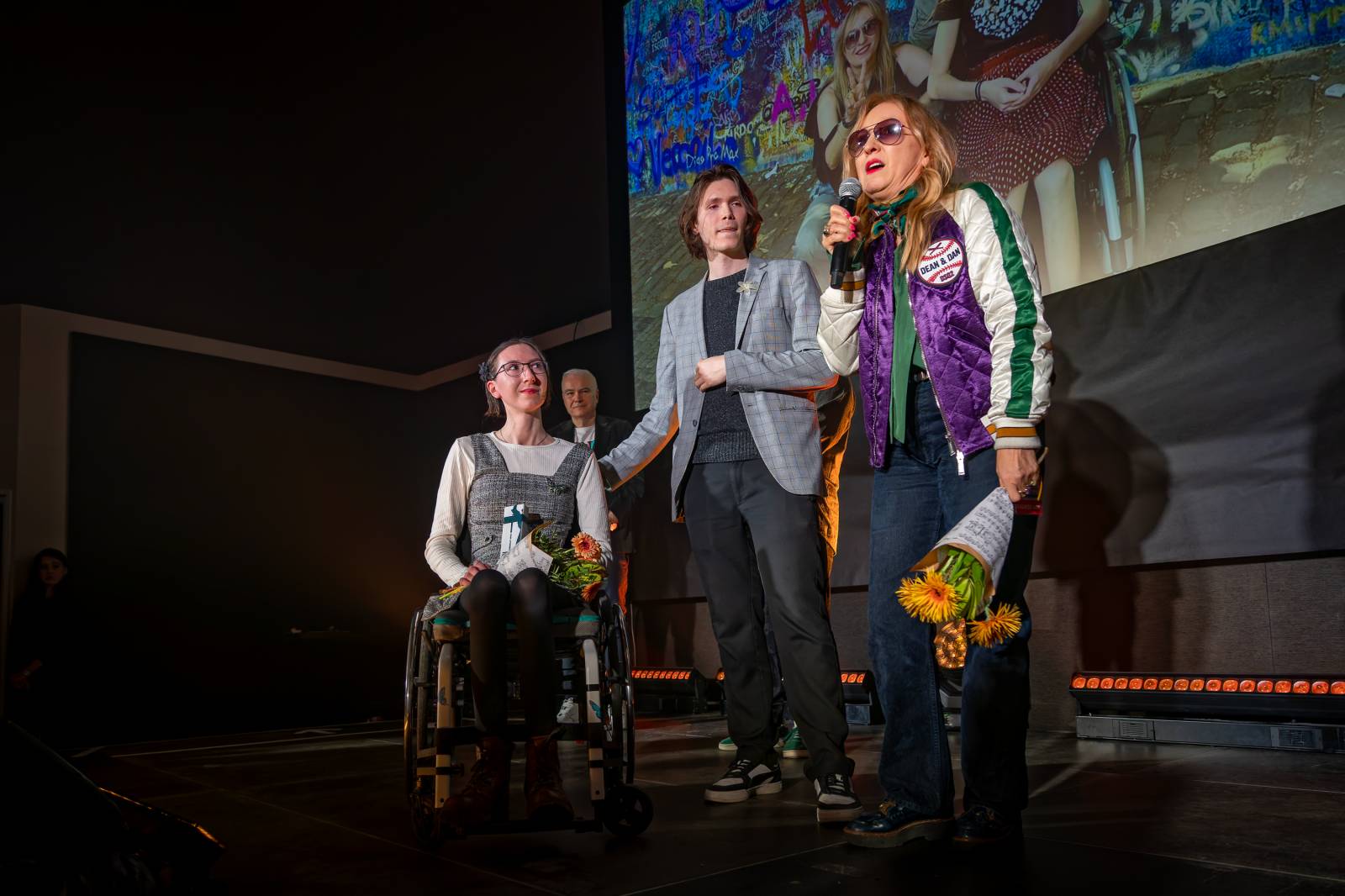 Žebřík ozdobili exkluzivním koncertem Kamil Střihavka s Bárou Basikovou, Danem Bártou a Michalem Pavlíčkem