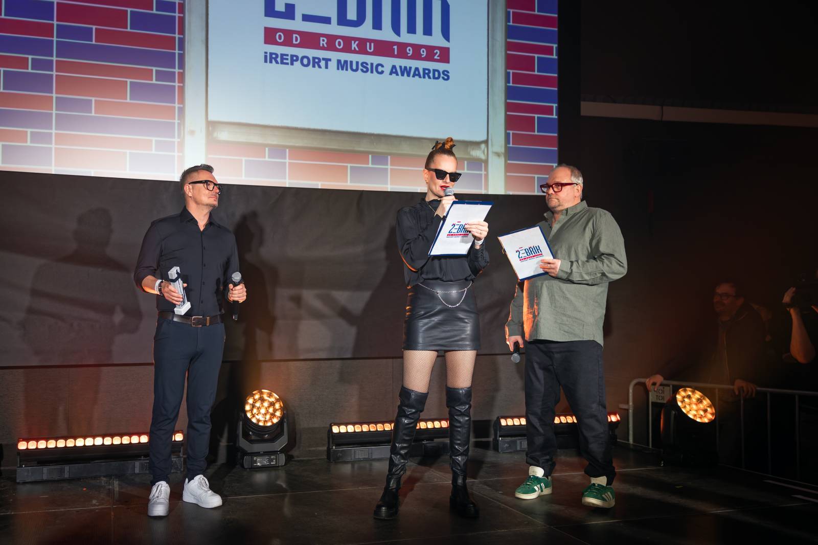 Žebřík ozdobili exkluzivním koncertem Kamil Střihavka s Bárou Basikovou, Danem Bártou a Michalem Pavlíčkem