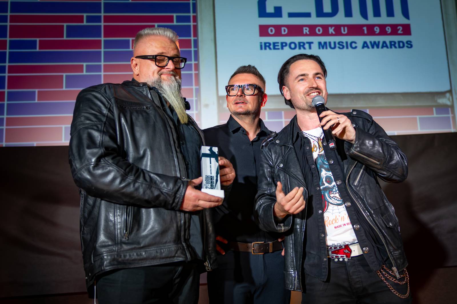 Žebřík ozdobili exkluzivním koncertem Kamil Střihavka s Bárou Basikovou, Danem Bártou a Michalem Pavlíčkem