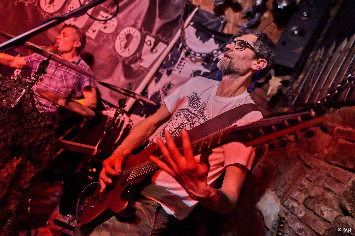 Metalová smršť v Parlament Clubu v Plzni: Thrash, death i temný black z Řecka