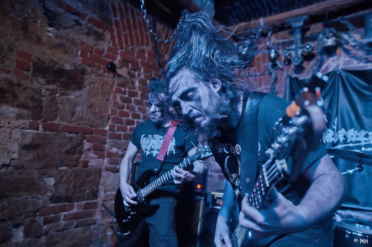 Metalová smršť v Parlament Clubu v Plzni: Thrash, death i temný black z Řecka