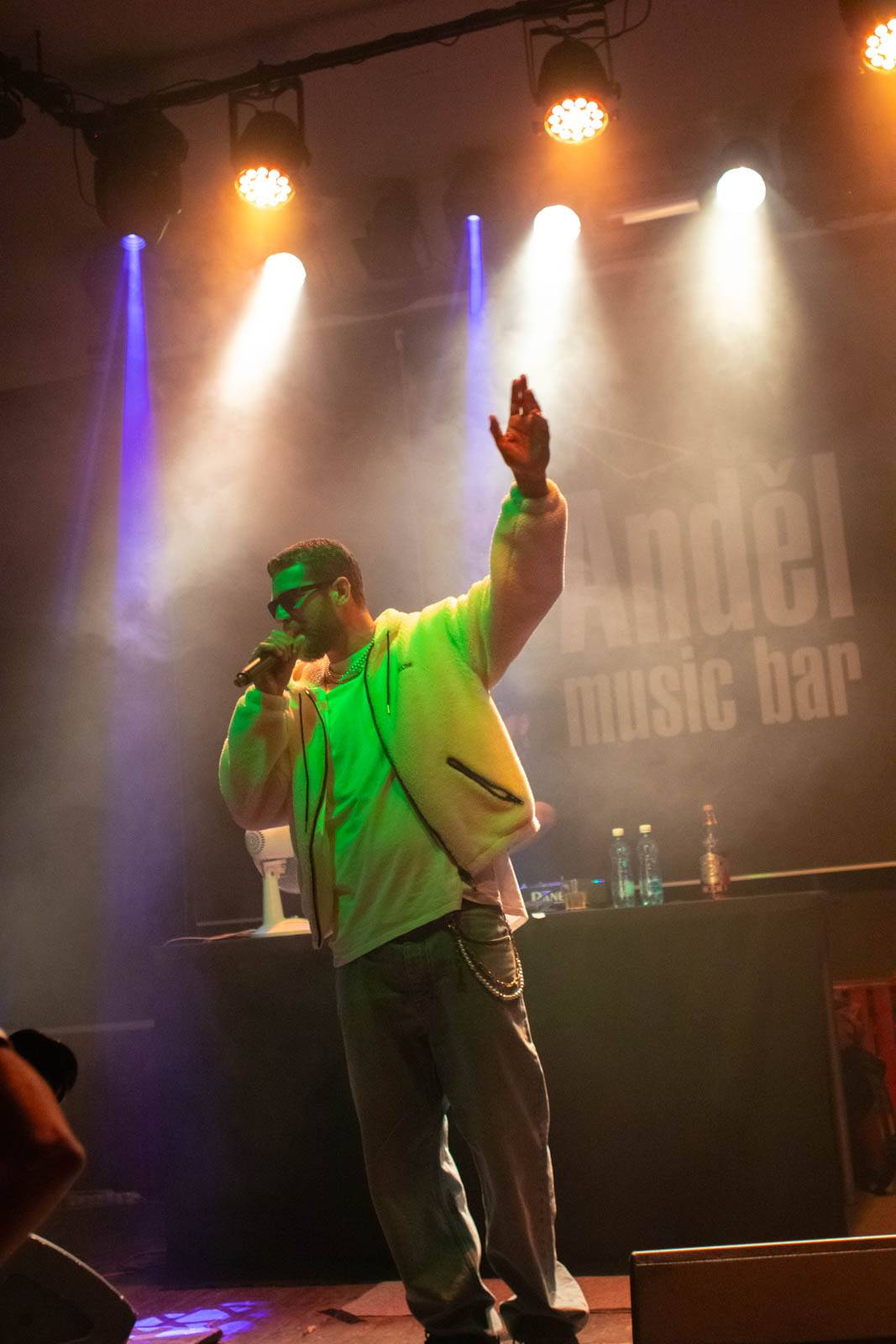 Majk Spirit rozezpíval Plzeň, záda mu kryl DJ Grimaso