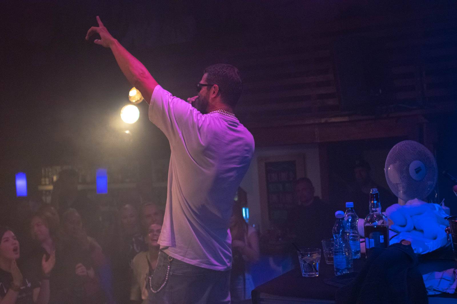 Majk Spirit rozezpíval Plzeň, záda mu kryl DJ Grimaso