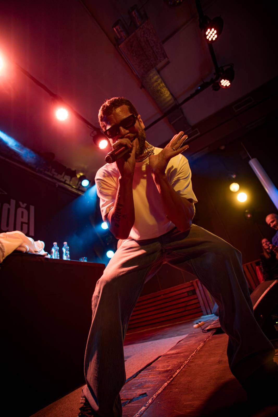 Majk Spirit rozezpíval Plzeň, záda mu kryl DJ Grimaso