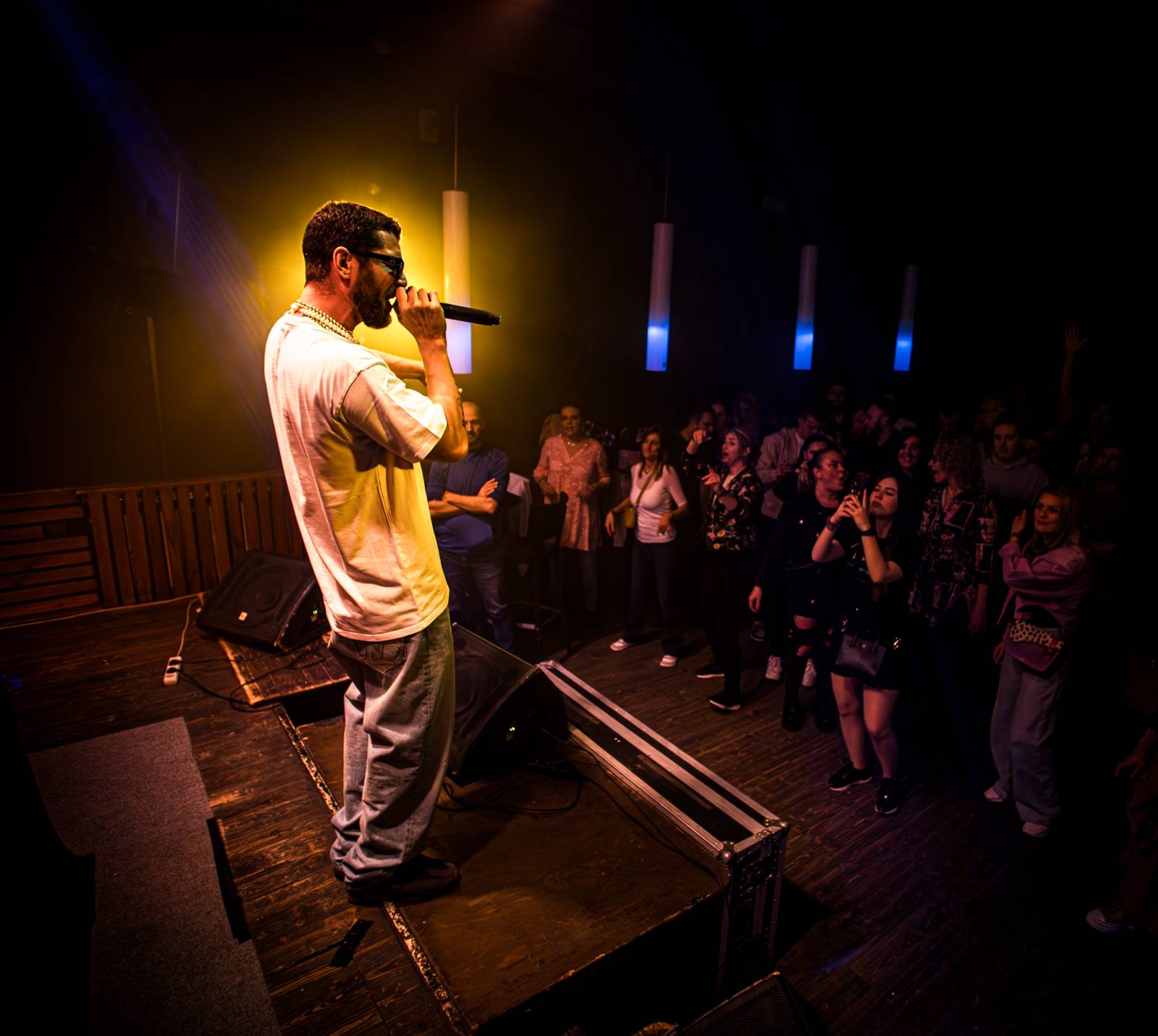 Majk Spirit rozezpíval Plzeň, záda mu kryl DJ Grimaso