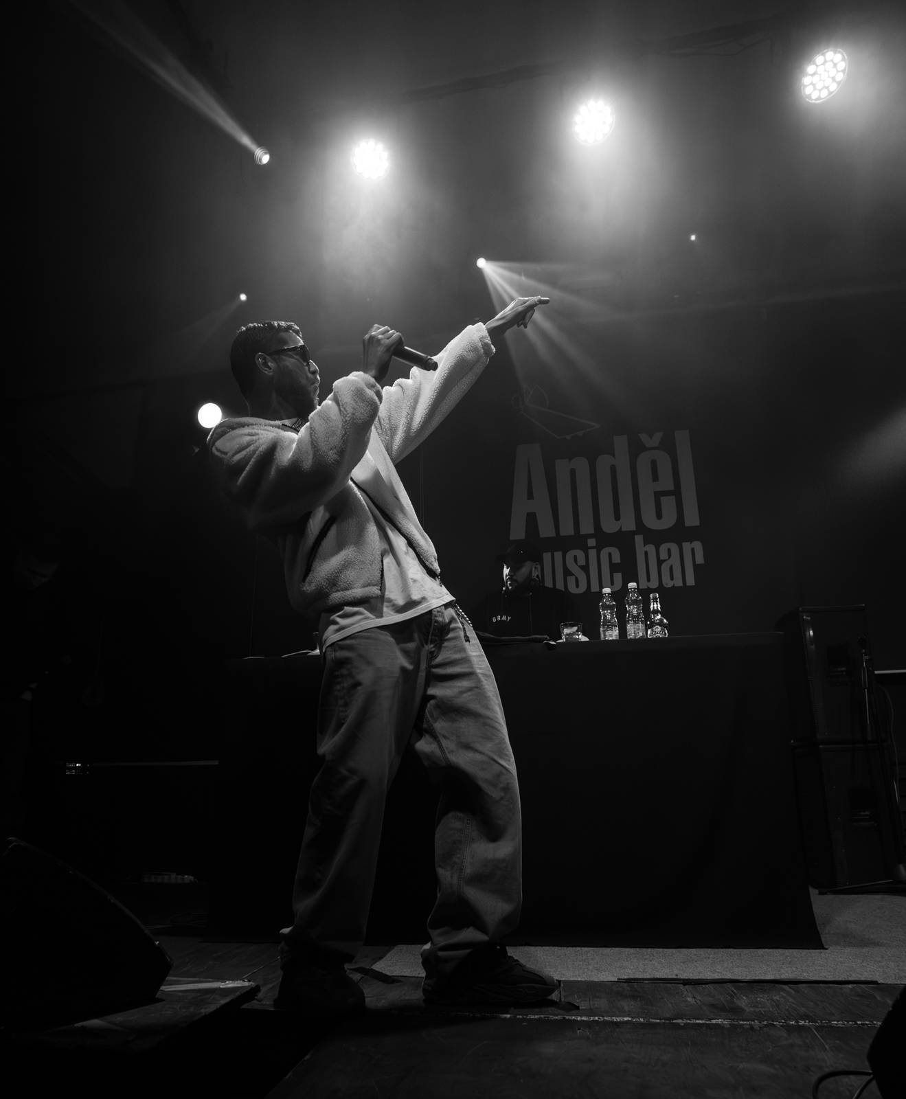 Majk Spirit rozezpíval Plzeň, záda mu kryl DJ Grimaso