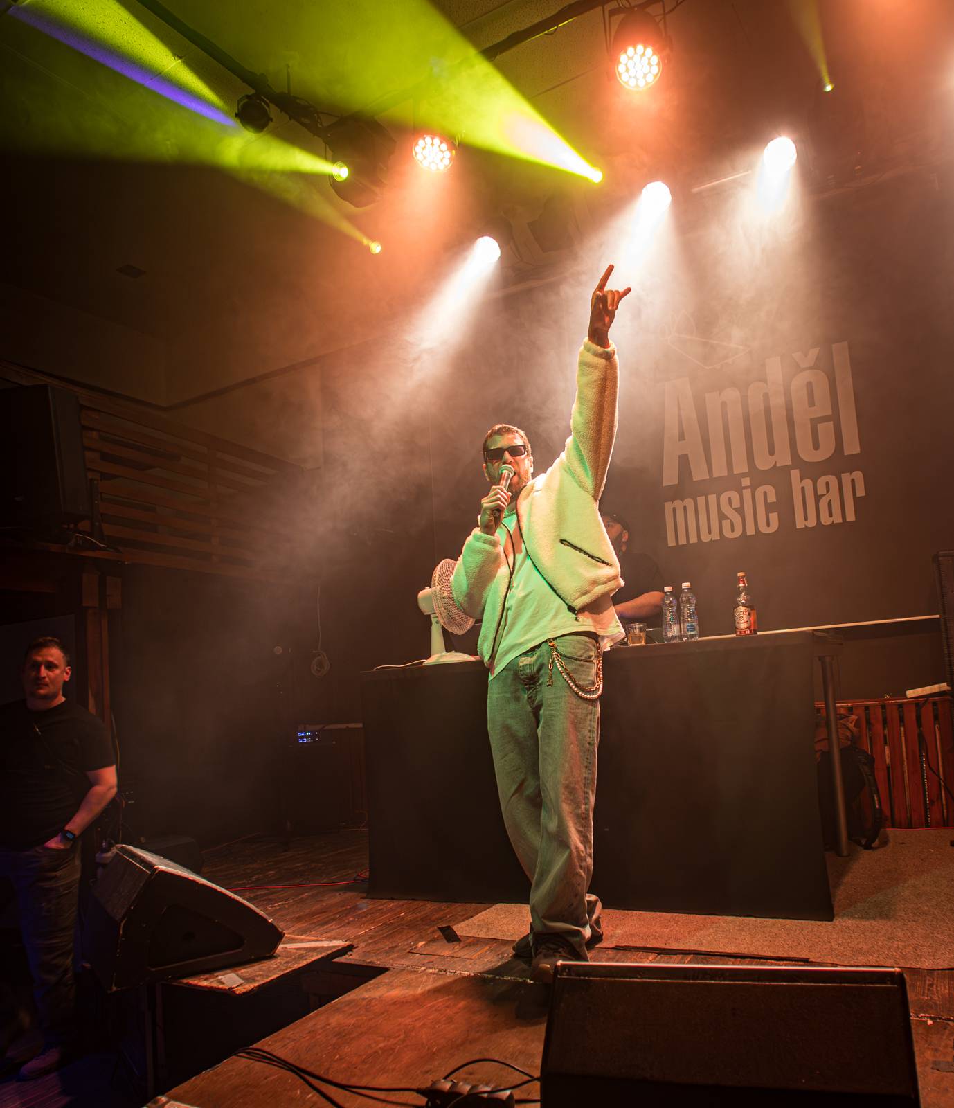 Majk Spirit rozezpíval Plzeň, záda mu kryl DJ Grimaso