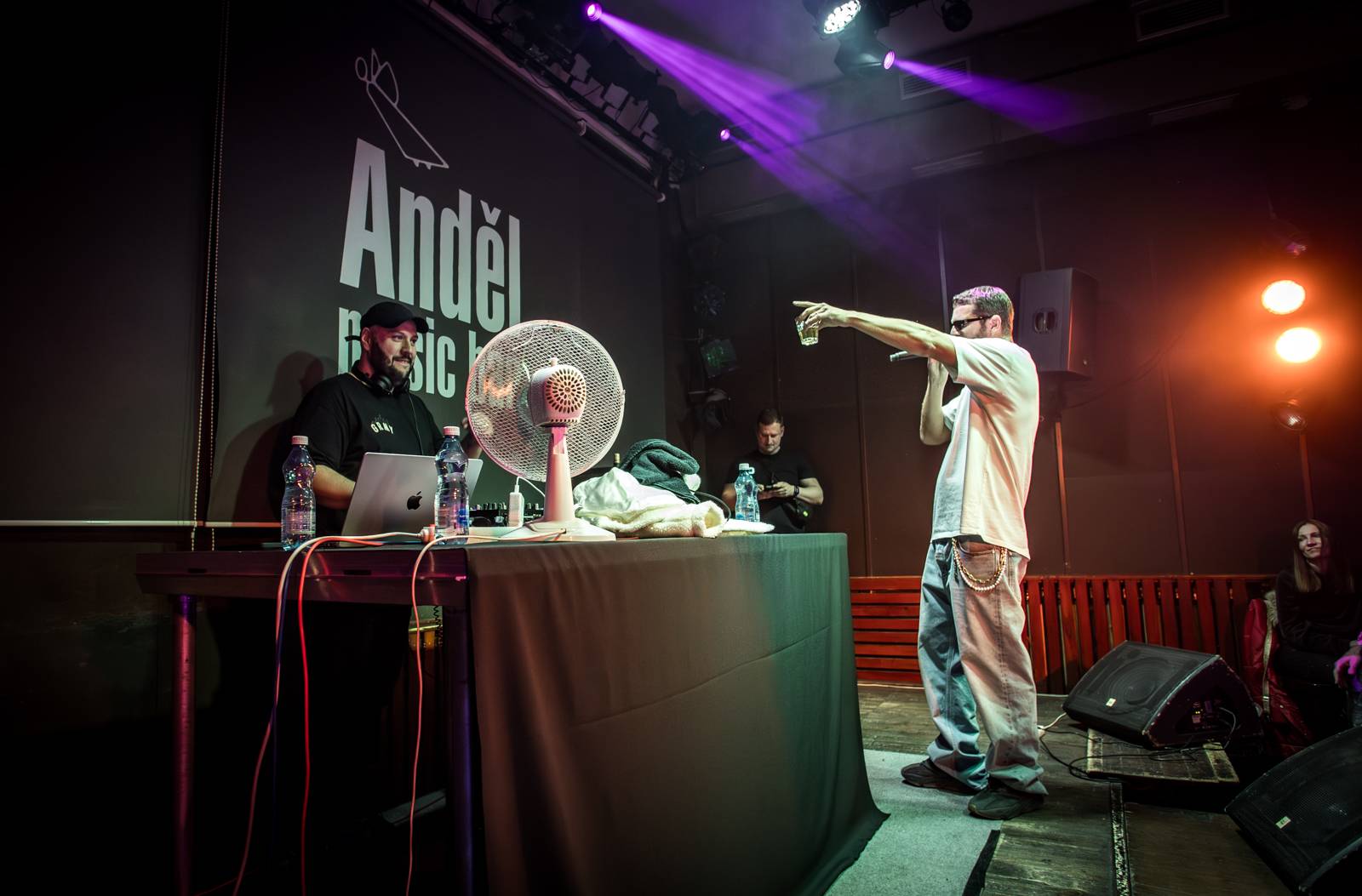 Majk Spirit rozezpíval Plzeň, záda mu kryl DJ Grimaso