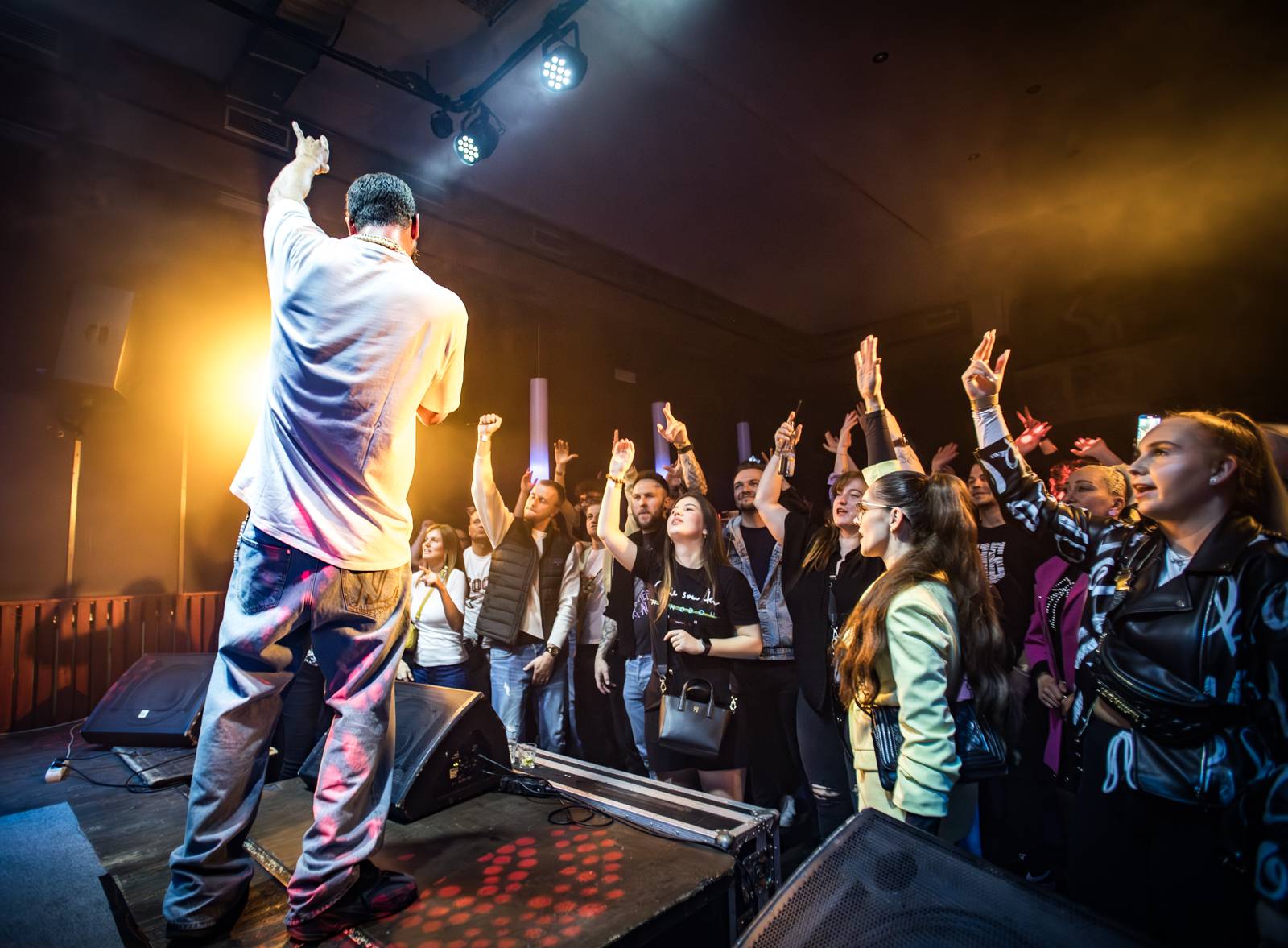 Majk Spirit rozezpíval Plzeň, záda mu kryl DJ Grimaso