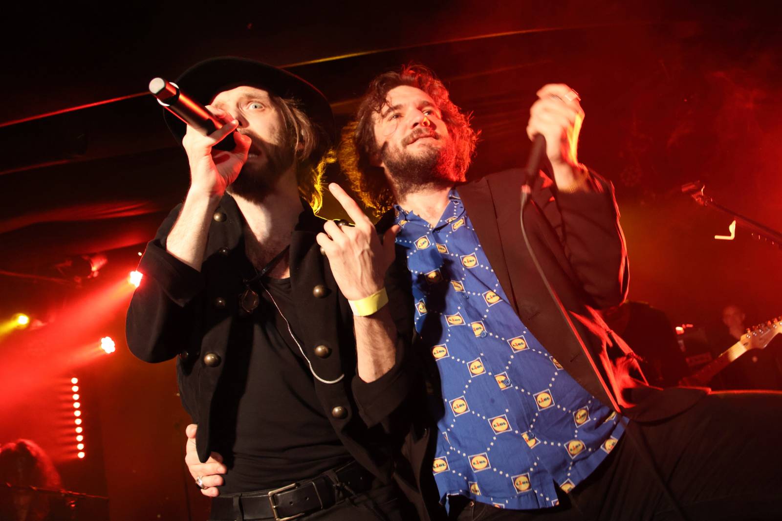 Hentai Corporation, Pan Lynx a Acid Row rozjeli party na podporu klubu Futurum