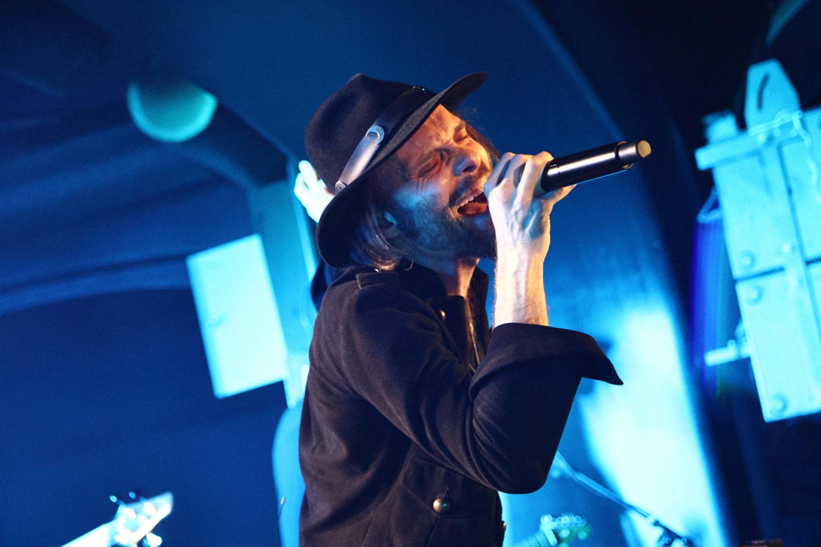 Hentai Corporation, Pan Lynx a Acid Row rozjeli party na podporu klubu Futurum