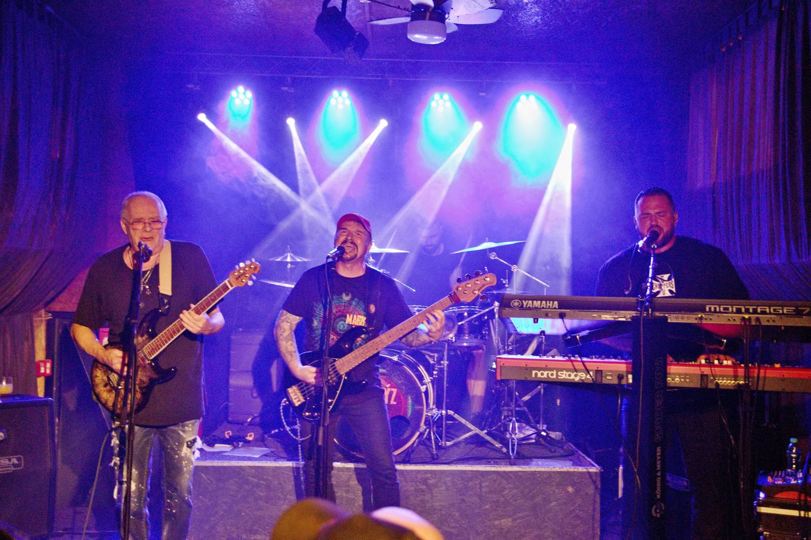 Lady Kate a Markýz John rozproudili loď Kamina v Praze