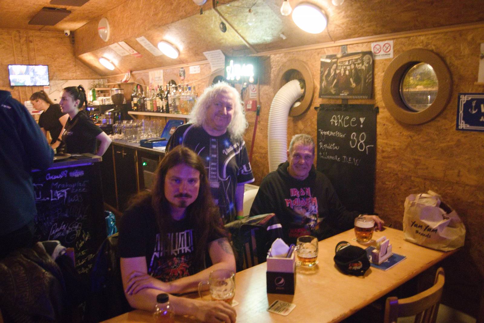 Lady Kate a Markýz John rozproudili loď Kamina v Praze