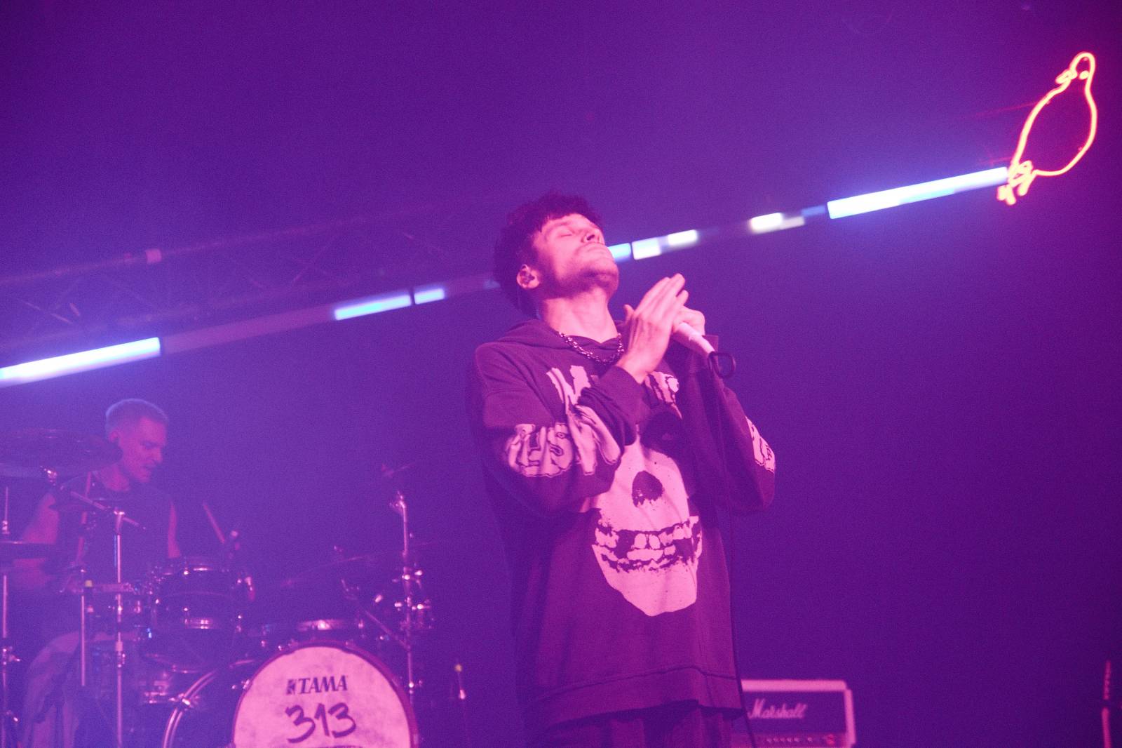 ROXY zažila rockové zemětřesení: JOHN WOLFHOOKER ovládli pódium s FROM OUR HANDS a THE MAY REVOLUTION