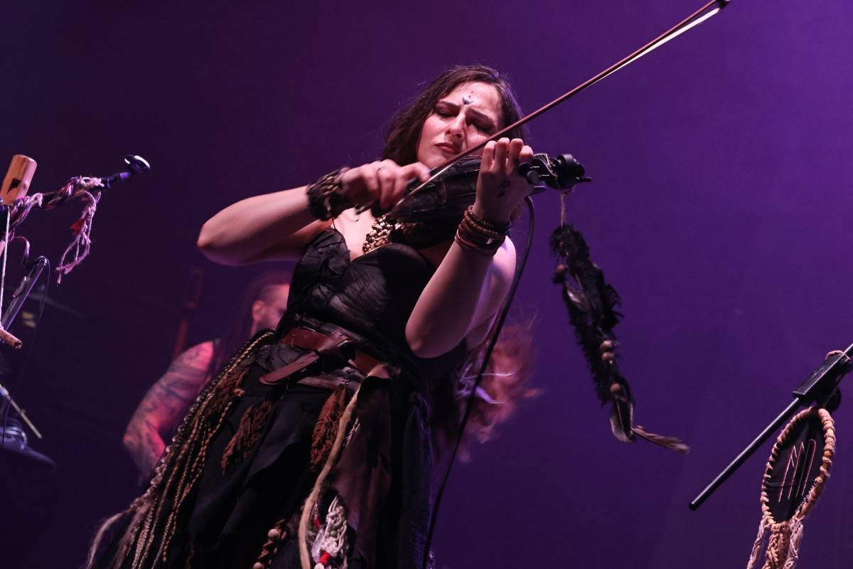 Deloraine, Eihwar a Žniwa oslavili ve vyprodaném Sonu v Brně beltaine