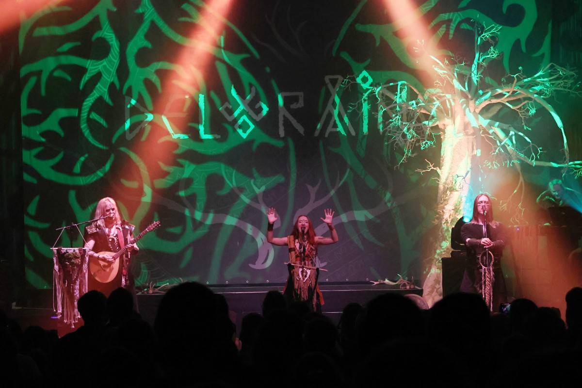 Deloraine, Eihwar a Žniwa oslavili ve vyprodaném Sonu v Brně beltaine