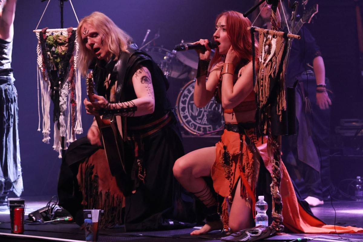 Deloraine, Eihwar a Žniwa oslavili ve vyprodaném Sonu v Brně beltaine