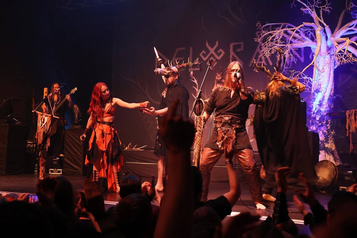 Deloraine, Eihwar a Žniwa oslavili ve vyprodaném Sonu v Brně beltaine