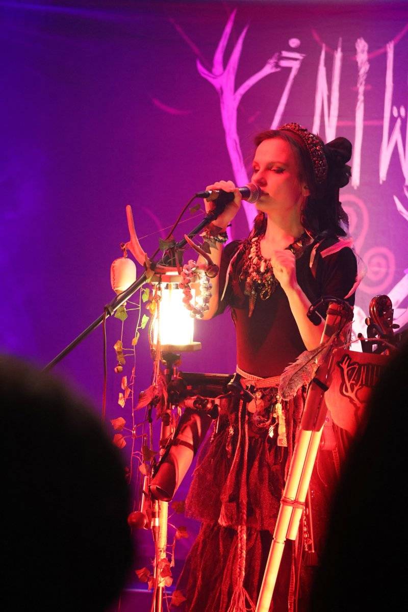 Deloraine, Eihwar a Žniwa oslavili ve vyprodaném Sonu v Brně beltaine