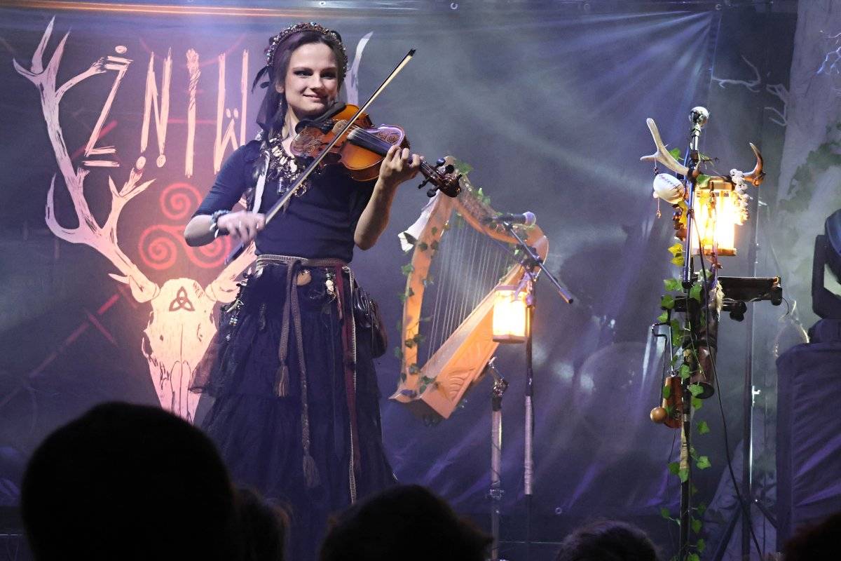 Deloraine, Eihwar a Žniwa oslavili ve vyprodaném Sonu v Brně beltaine