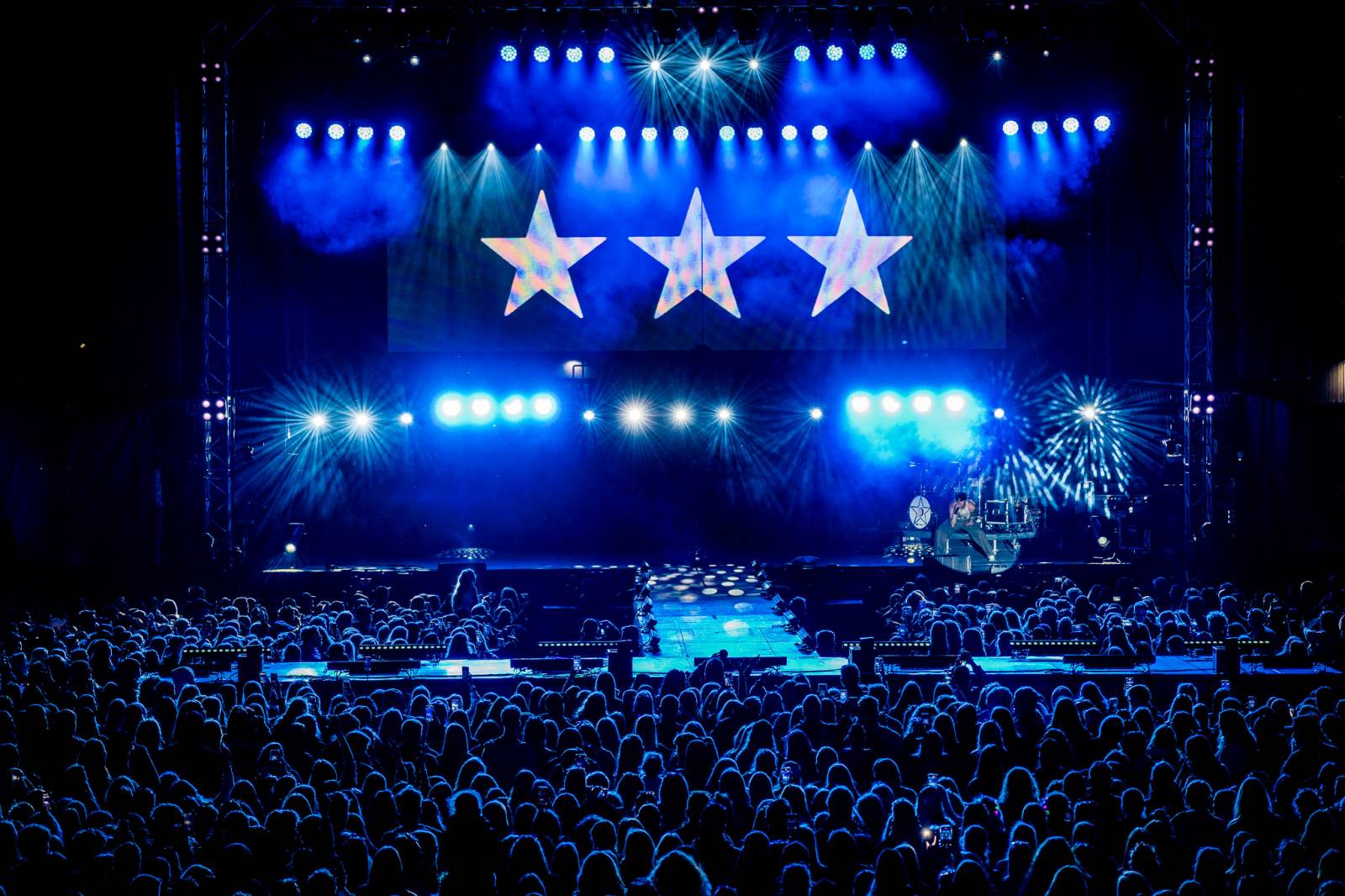 Majáles rozezněl Prahu. Vystoupili Kryštof, Sofian Medjmedj, Rybičky 48 a další