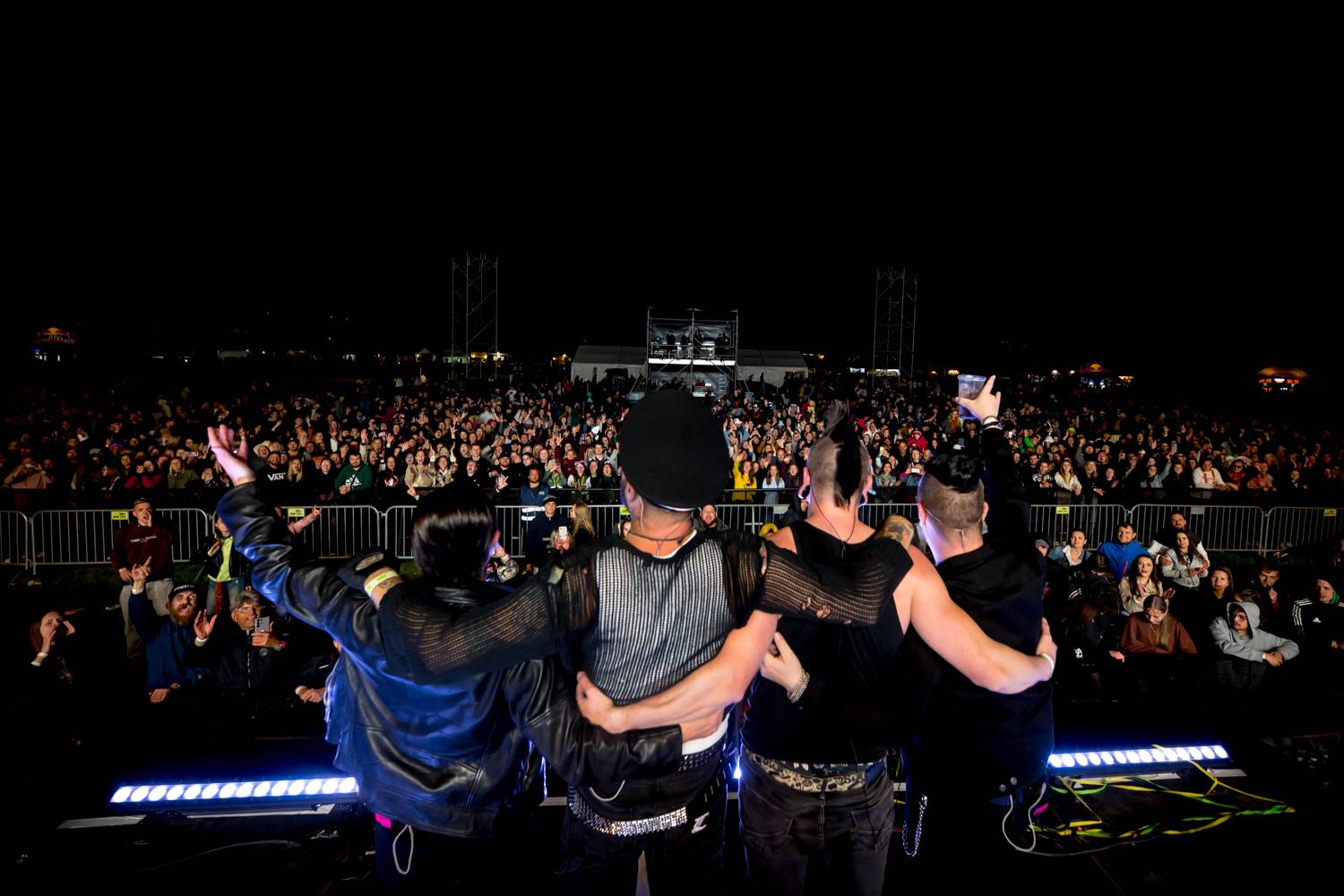 Majáles rozezněl Prahu. Vystoupili Kryštof, Sofian Medjmedj, Rybičky 48 a další